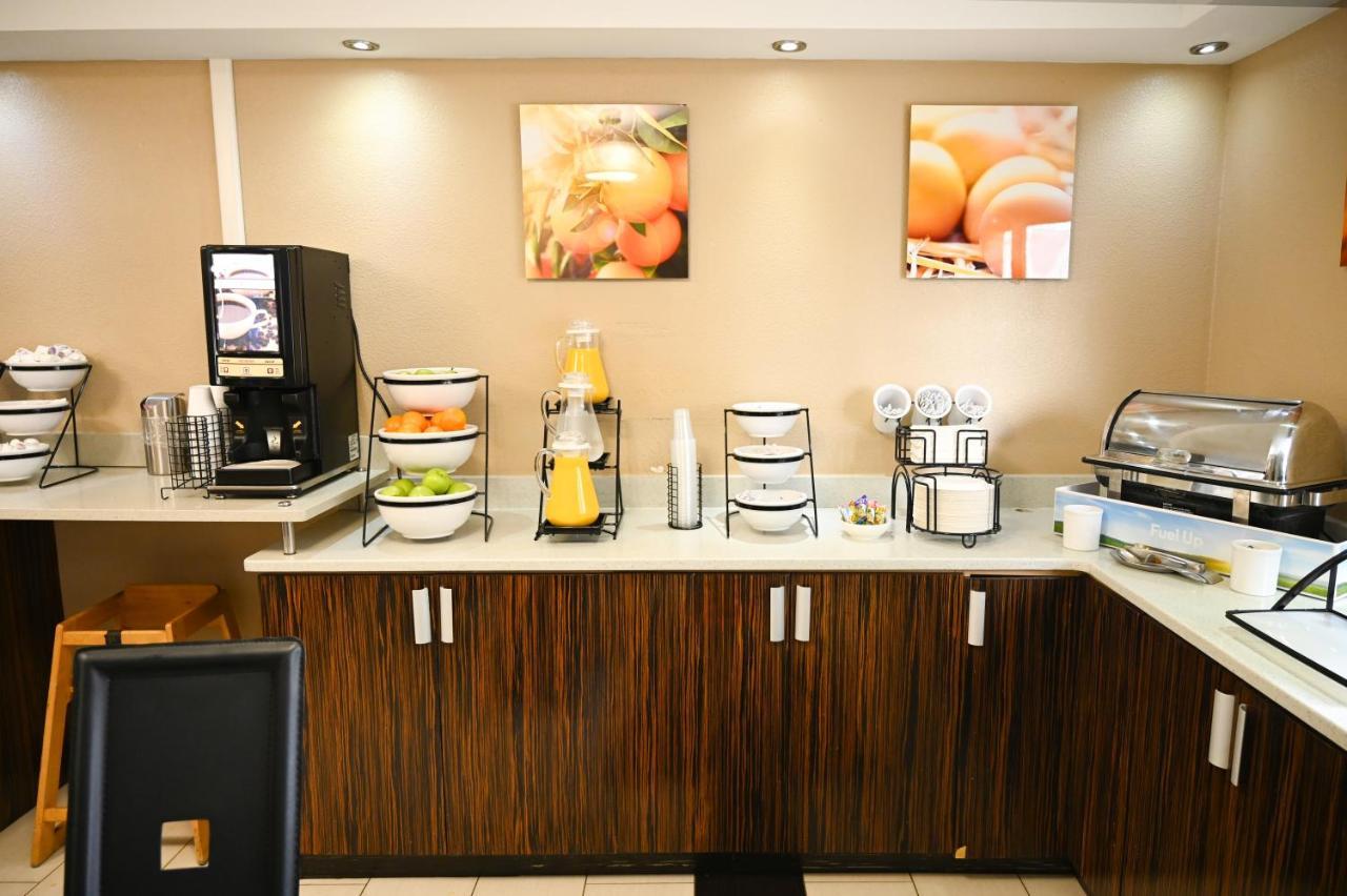 Comfort Inn Edgewater On Hudson River Екстер'єр фото