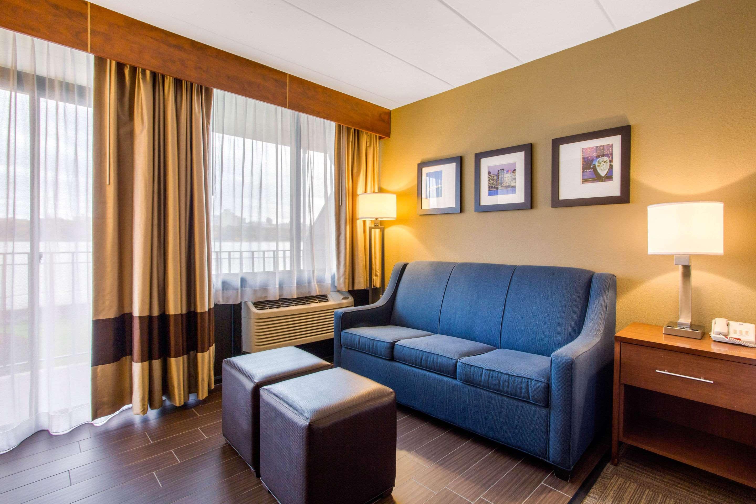 Comfort Inn Edgewater On Hudson River Екстер'єр фото